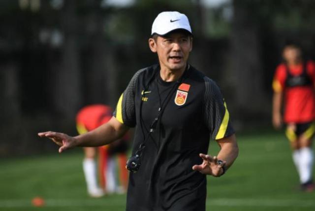 爱游戏体育官方-【专访杨晨】米卢法宝不能丢！中国学德国青训什么？